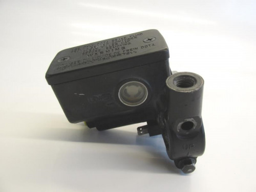 Maitre cylindre frein avant SUZUKI GSR 600 2006-2010