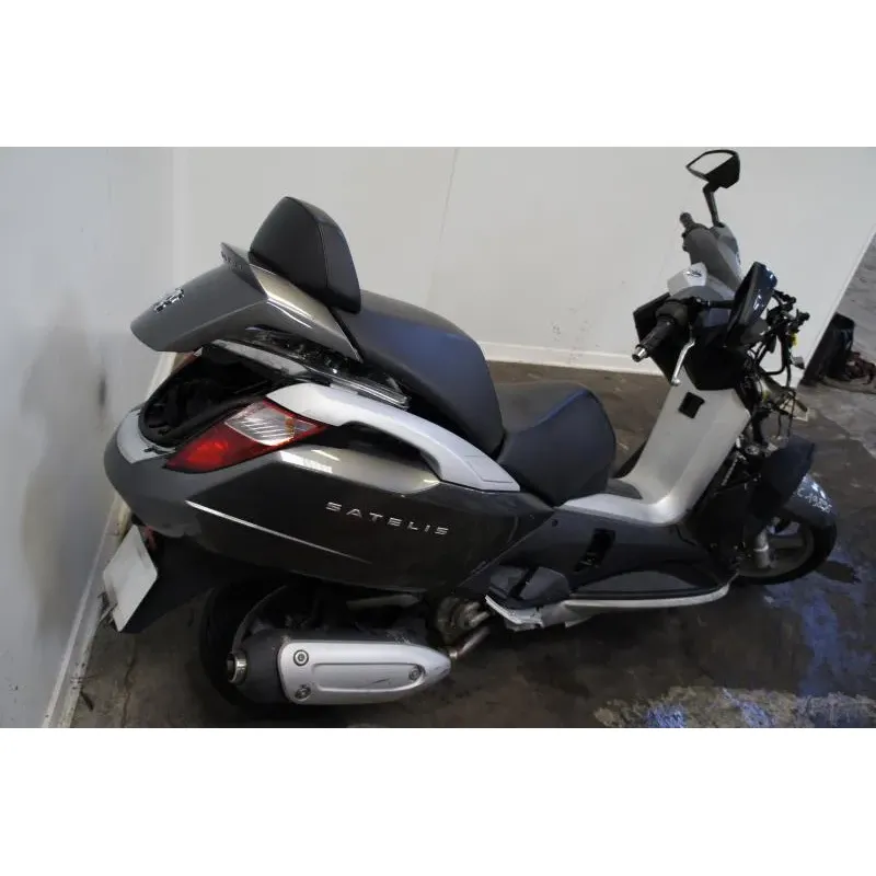 PEUGEOT SATELIS 250