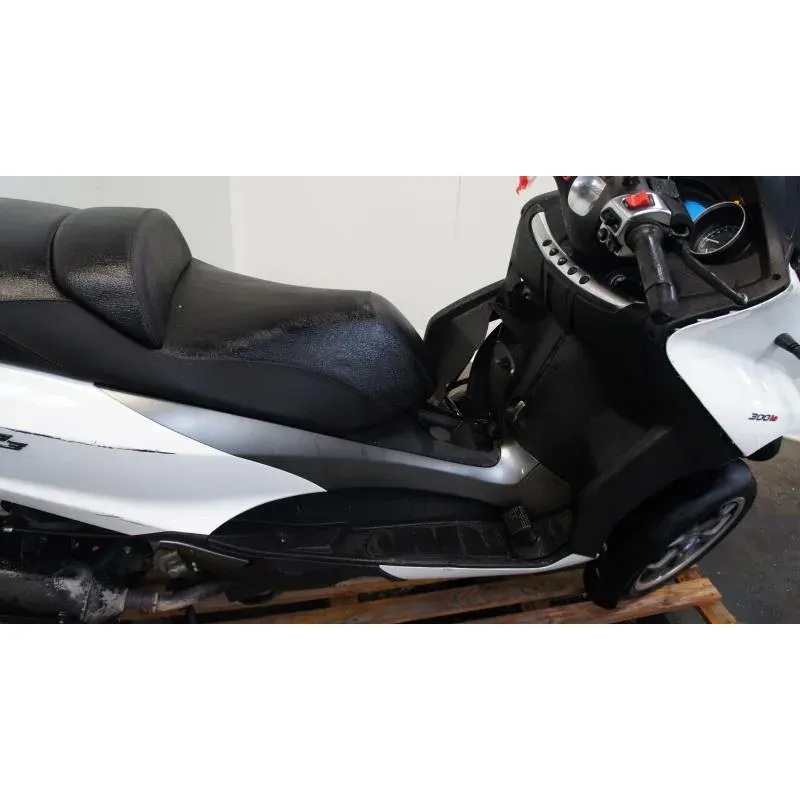PIAGGIO MP3 300 LT