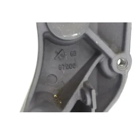 Support moteur droit MV AGUSTA BRUTALE 750 S 2003 - 2005