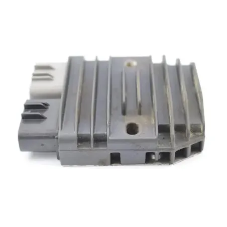 Regulateur charge batterie TRIUMPH ROCKET III 2300 TOURING 2010 - 2012
