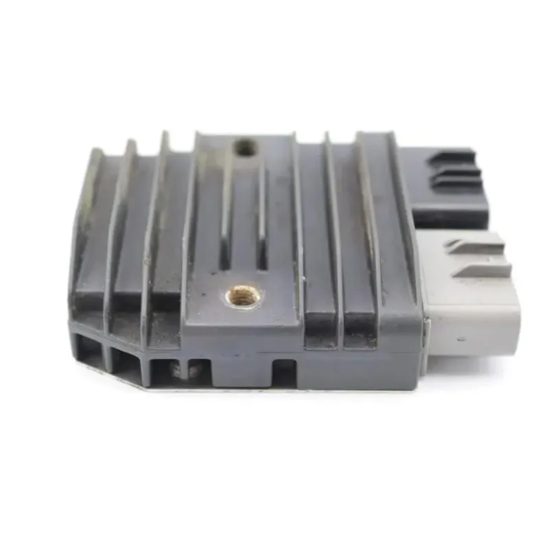 Regulateur charge batterie TRIUMPH ROCKET III 2300 TOURING 2010 - 2012