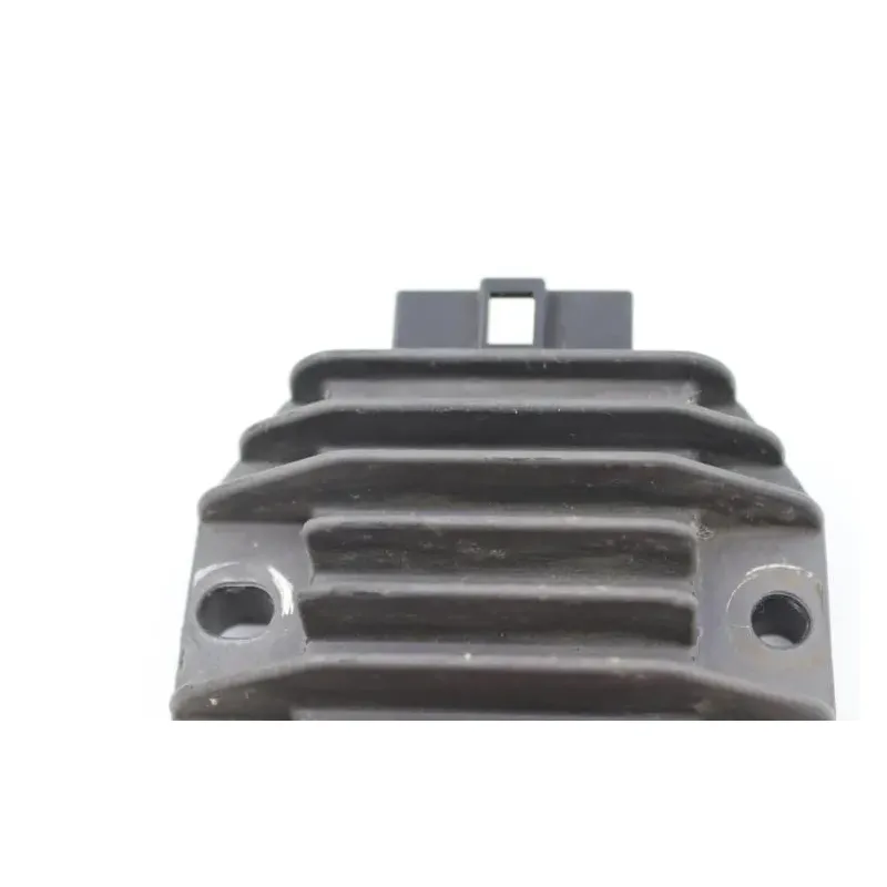 Regulateur charge batterie YAMAHA YBR 125 2007 - 2009