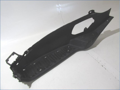 Marche pied arriere gauche PIAGGIO MP3 400 LT