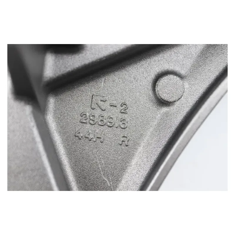 Platine avant droite SUZUKI SFV 650 GLADIUS 2009 - 2015