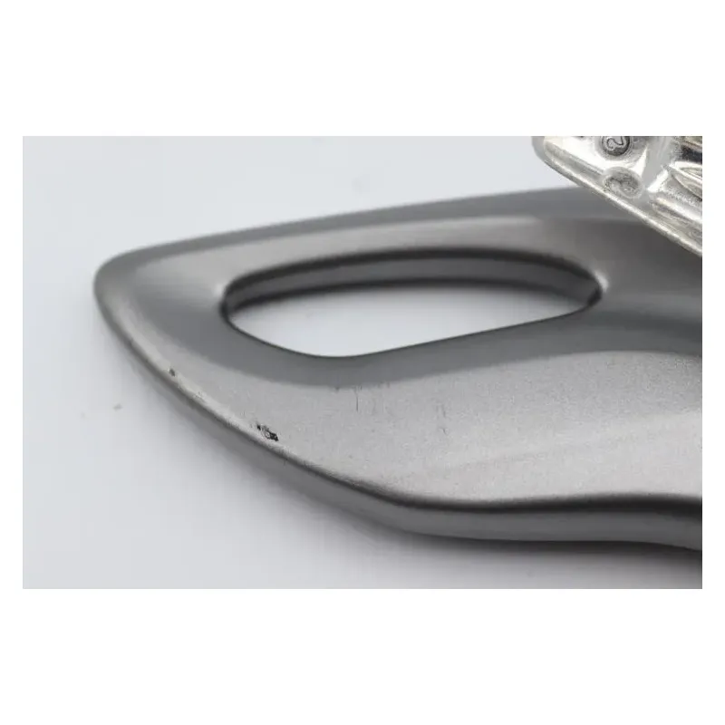 Platine avant droite SUZUKI SFV 650 GLADIUS 2009 - 2015