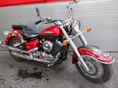 YAMAHA 650 XVS DRAG STAR