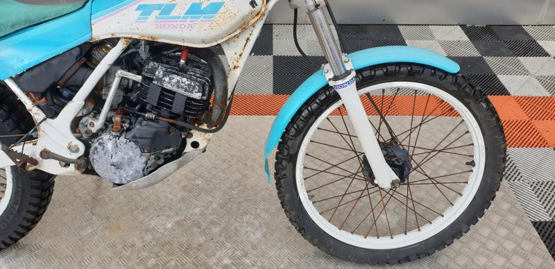 Honda tlm 200