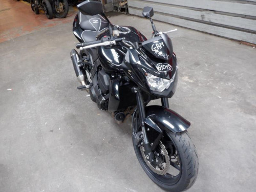 KAWASAKI Z750