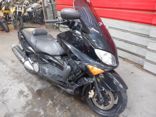 YAMAHA 500 TMAX