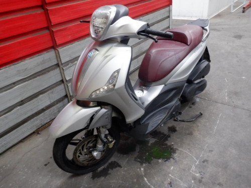 PIAGGIO 350 BEVERLY