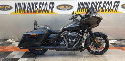 HARLEY DAVIDSON ROAD GLIDE 1745