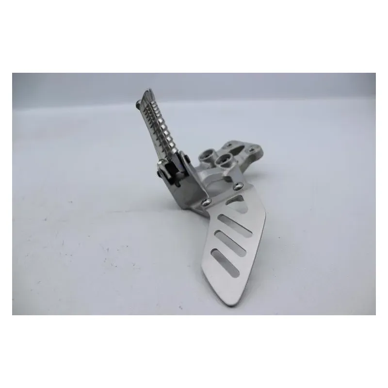 Platine avant gauche SUZUKI GSXR 750 2008 - 2010