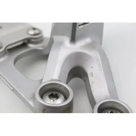 Platine avant gauche SUZUKI GSXR 750 2008 - 2010