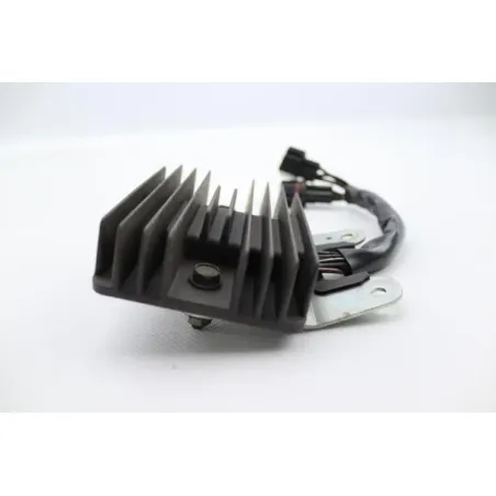 Regulateur charge batterie SUZUKI GSXR 750 2008 - 2010