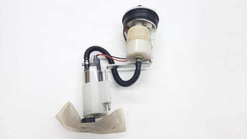 Pompe a essence GILERA FUOCO 500 2007-2013