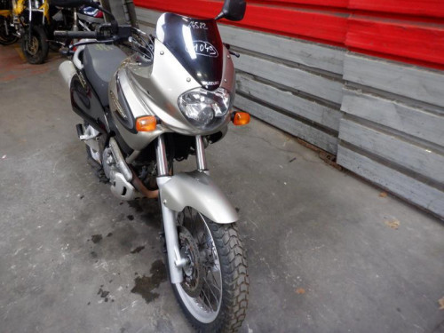 SUZUKI 650 FREEWIND