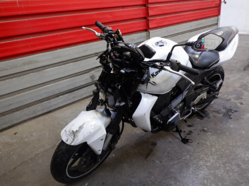 KAWASAKI Z750