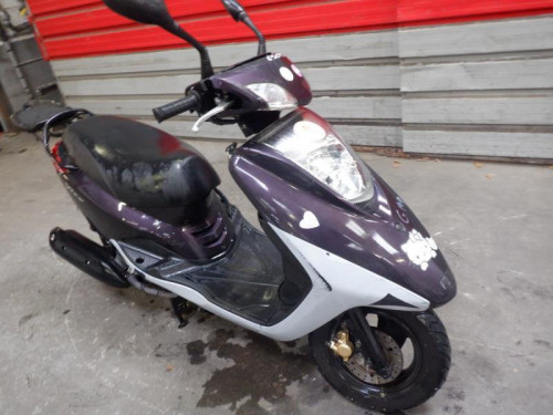 YAMAHA 125 VITY 125