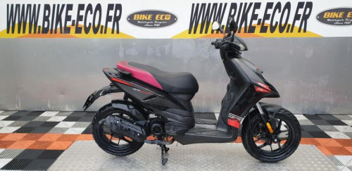 APRILIA SR 50 MOTARD
